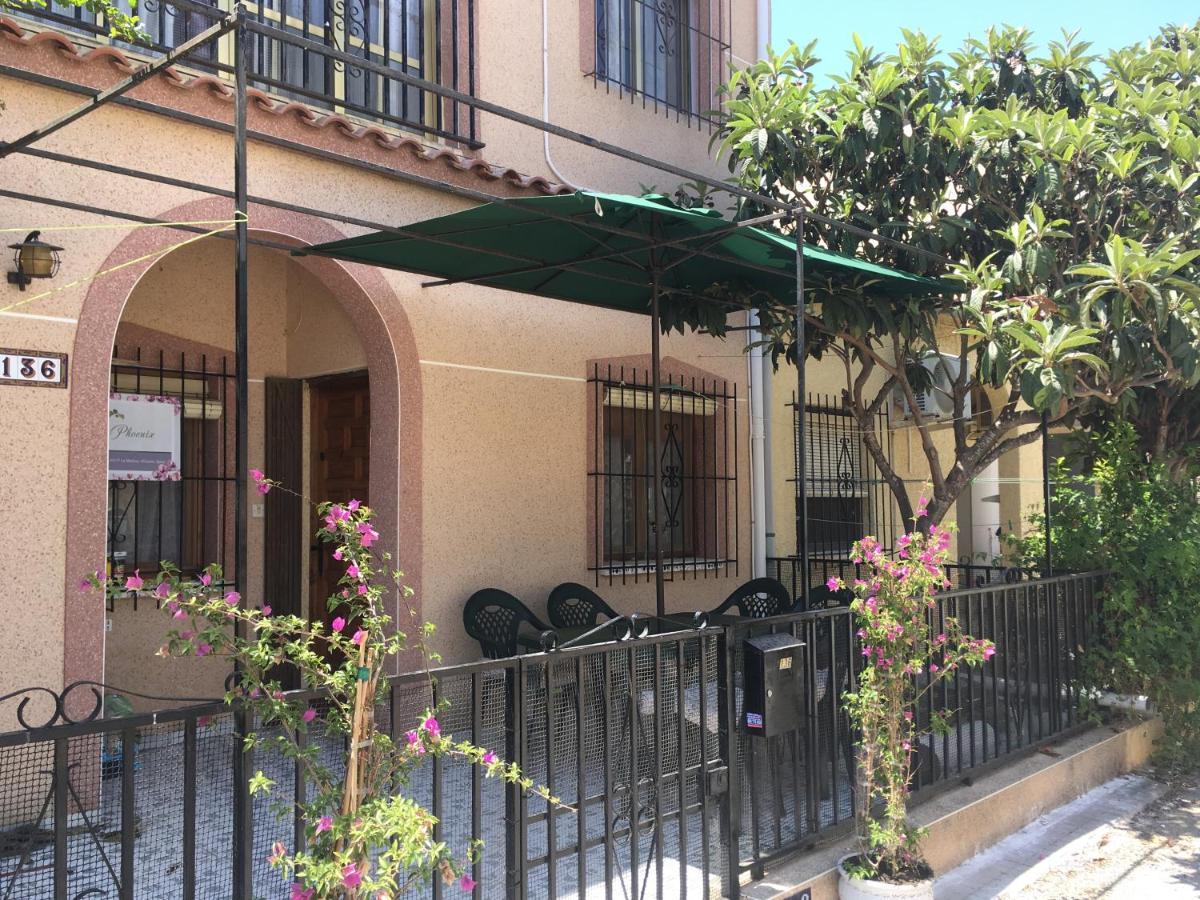 Casa Phoenix Bed & Breakfast Panzió La Mariña Kültér fotó